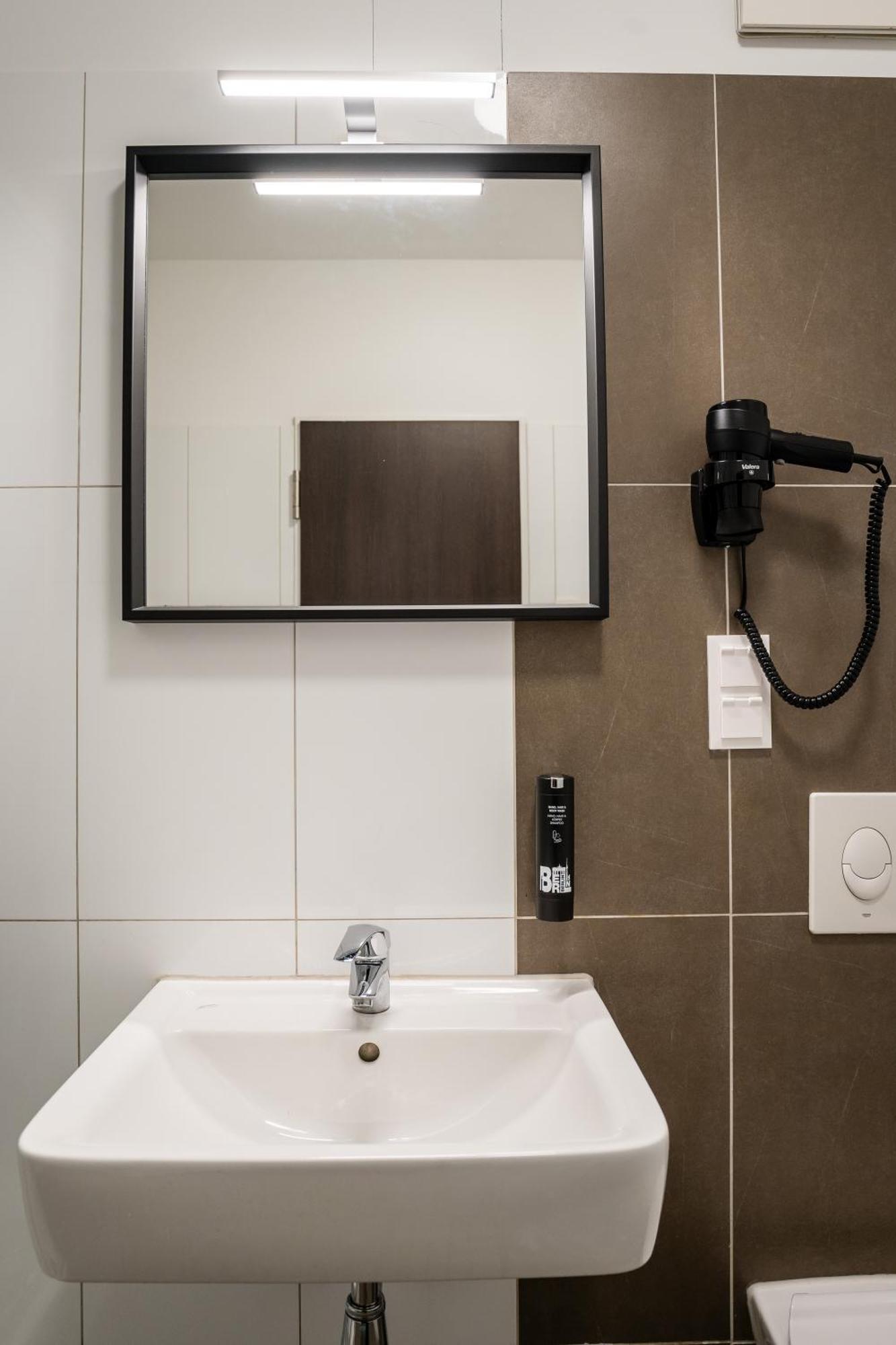 Apartmenthaus Berlin Neukoelln Dış mekan fotoğraf